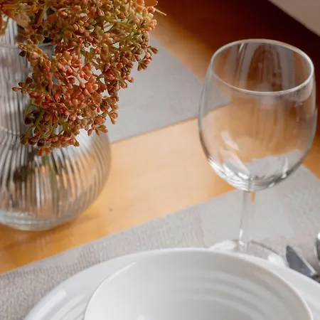 Center With Balcony, Bathub And View By Renters Apartmán