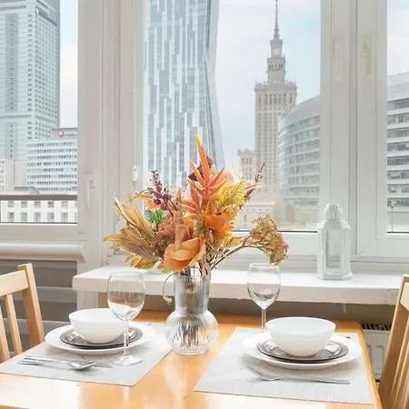 Center With Balcony, Bathub And View By Renters